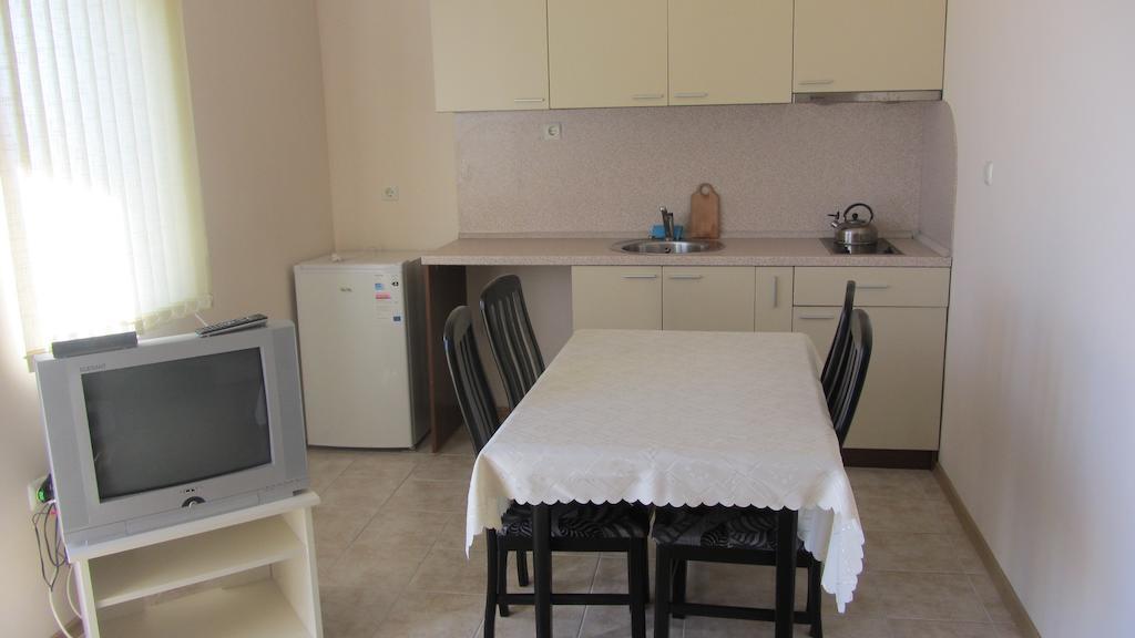 Apartments Bizone Kavarna Ruang foto